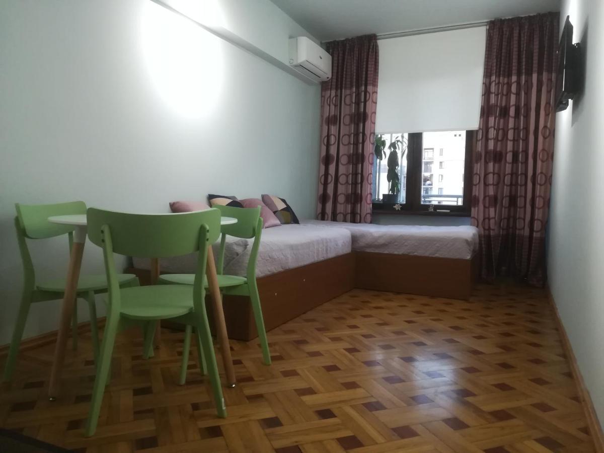 Davka Apartments Batumi Eksteriør billede