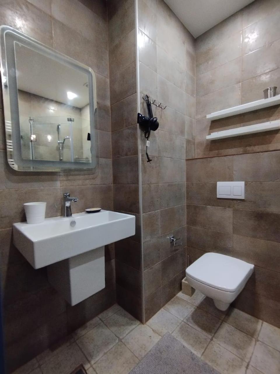 Davka Apartments Batumi Eksteriør billede