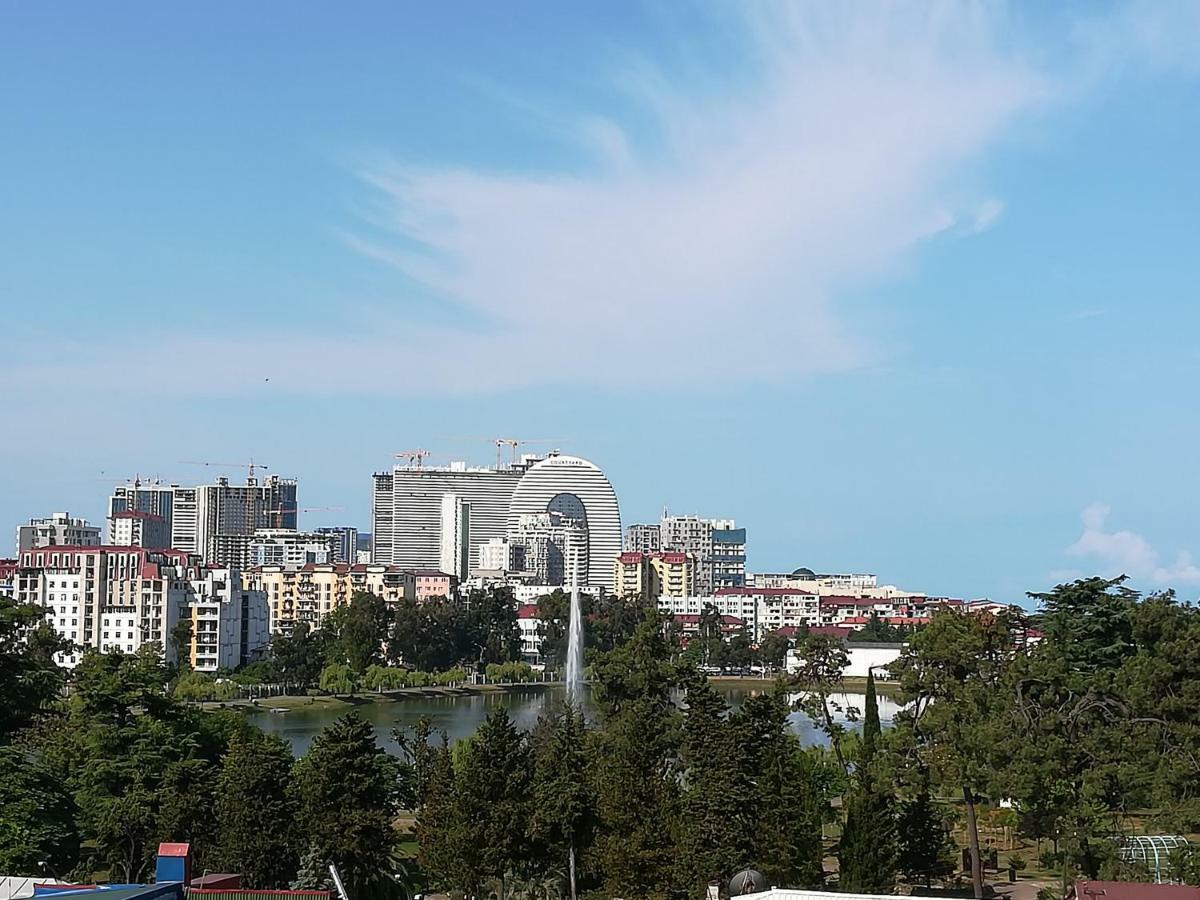 Davka Apartments Batumi Eksteriør billede