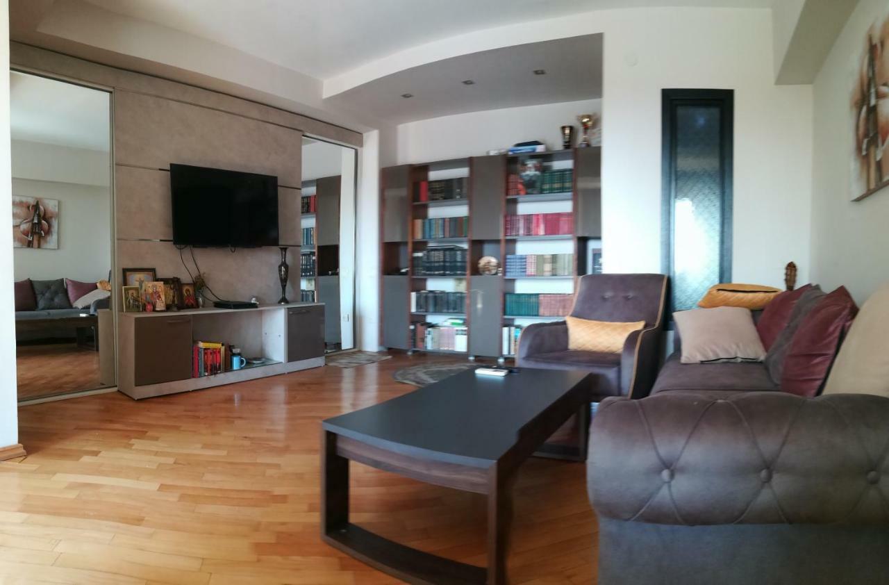 Davka Apartments Batumi Eksteriør billede