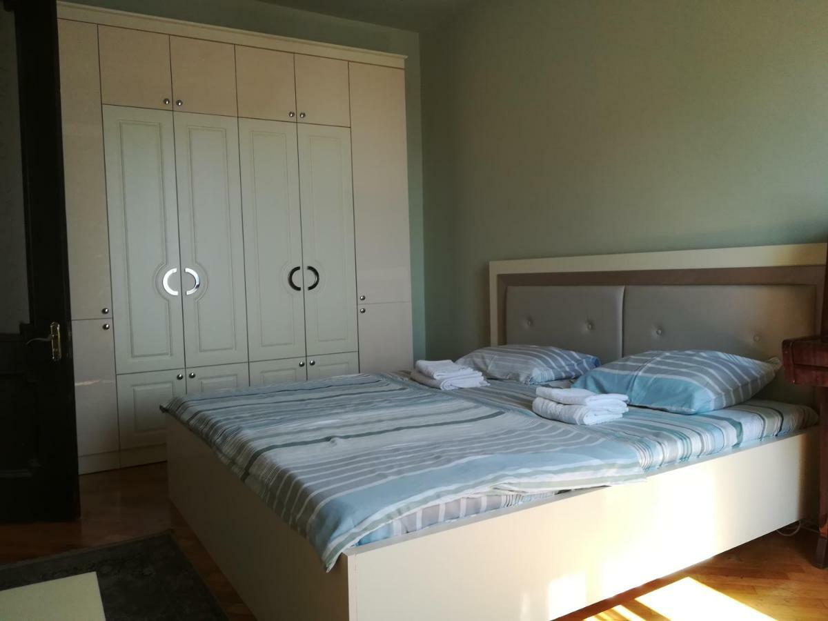Davka Apartments Batumi Eksteriør billede