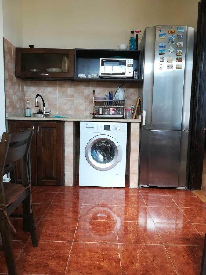 Davka Apartments Batumi Eksteriør billede
